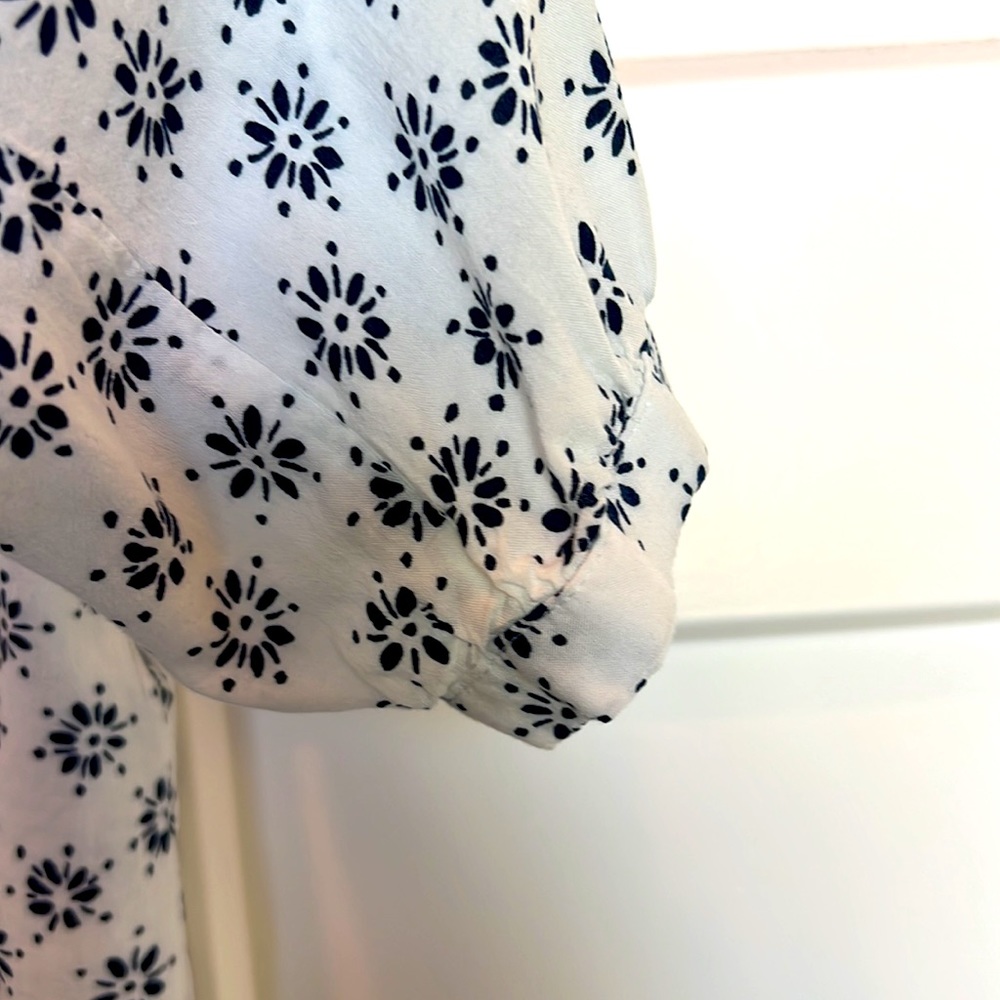 ESPRIT - Picture 4 of 6